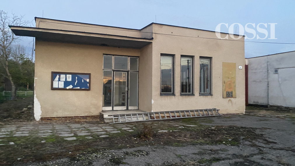 RODINNÝ DOM A PREDAJŇA