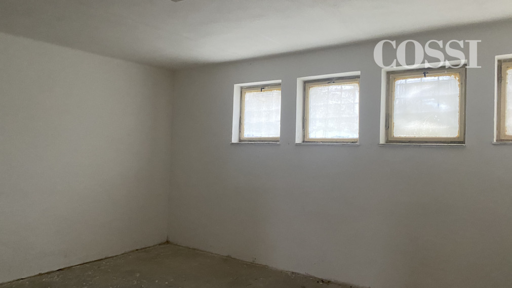 RODINNÝ DOM A PREDAJŇA