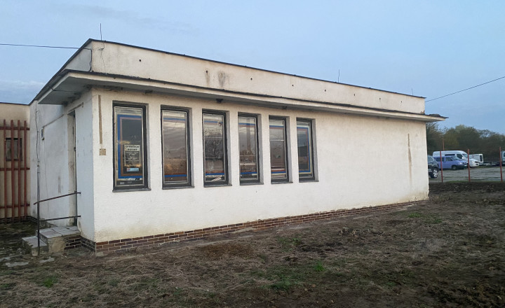 RODINNÝ DOM A PREDAJŇA - predané